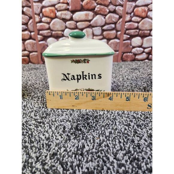 Vintage Strawberry Collection - Picture 8 of 11